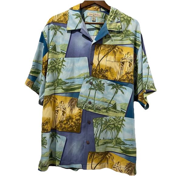 Tommy Bahama Silk Button Up Camp Shirt Postcard Size L Hawaiian Tropical - Picture 1 of 4